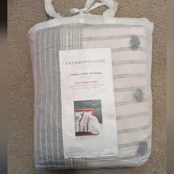 NWT Anthropologie Embellished Pendana Duvet Cover - Picture 5 of 6